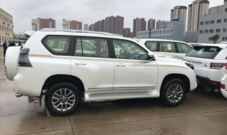 丰田霸道2700中东版